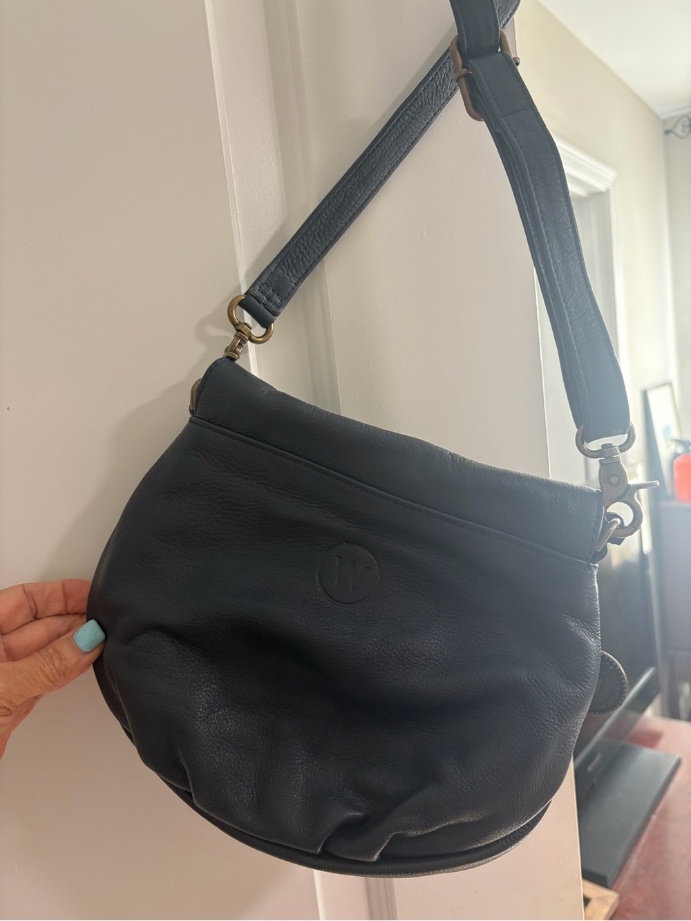 Wander Navy Leather Crossbody with Brass Logo - Picture 3 of 5